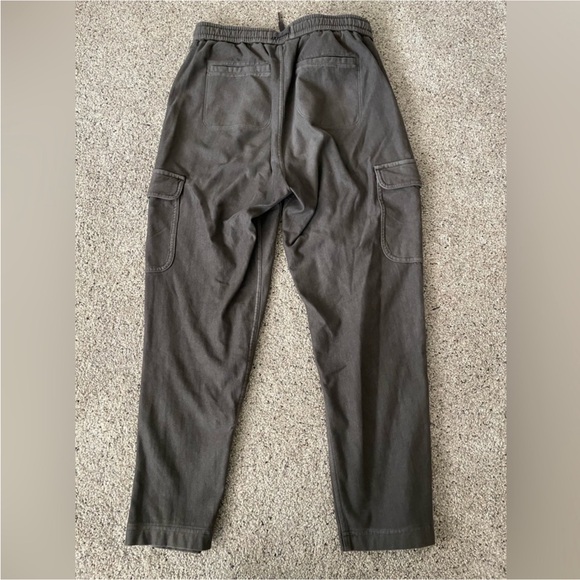 ATHLETA FARALLON CARGO PANTS SIZE 4 - Picture 5 of 5